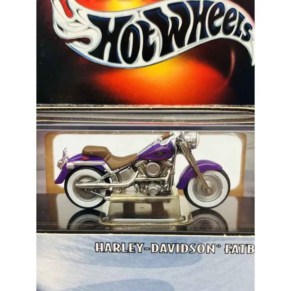 100% Hot Wheels Harley Davidson Fatboy Motorcycle Purple 29709 Black Box Sealed